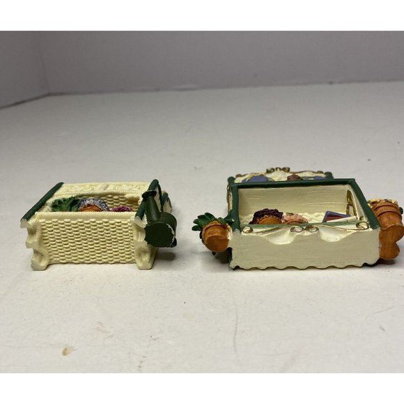 Avon Collectibles Victorian Memories Miniature Doll Furniture Wicker Garden 2pc - Picture 5 of 9